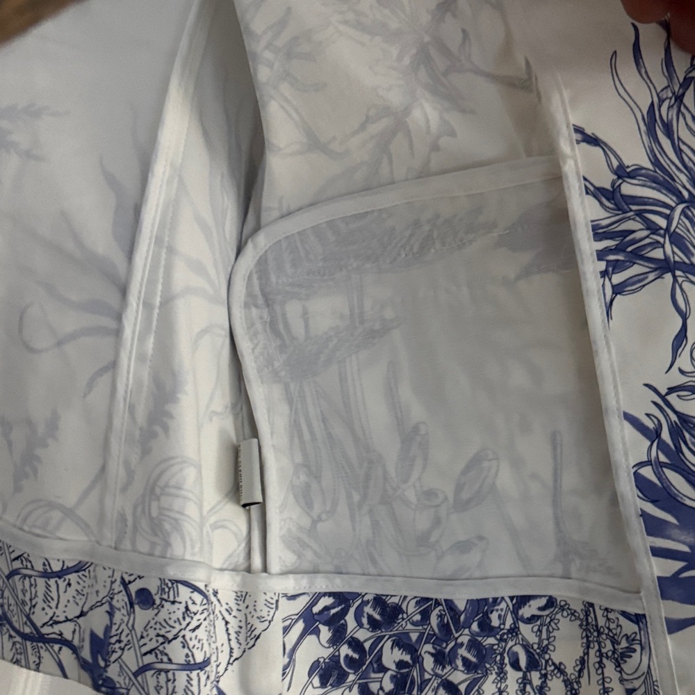 J. Peterman Blue and White Floral Blazer - Picture 9 of 16